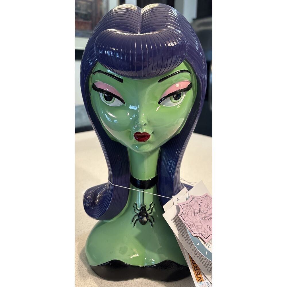 NWT Bella Lux Halloween Green Bride Pinup Frankenstein Alien Bust LED Light 13”